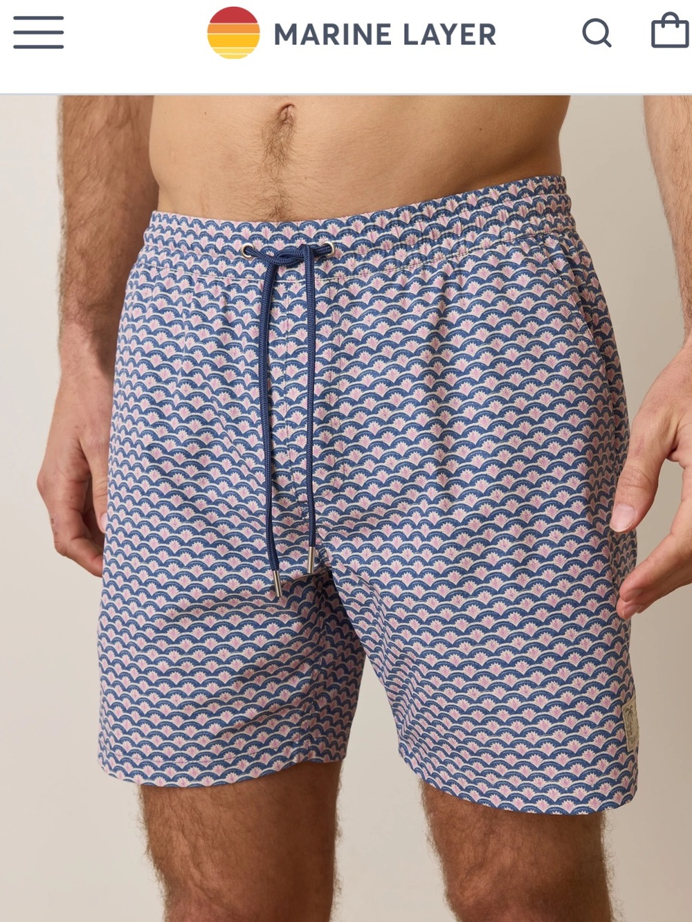 Marine Layer 6" Lined Sport & Swim Shorts in a Japanese Wave Print mens small